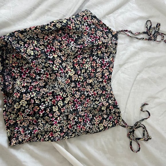 Dynamite Floral Top - Picture 2 of 2